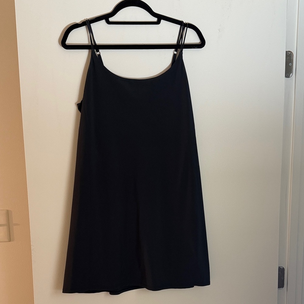 Abercrombie and Fitch athletic dress